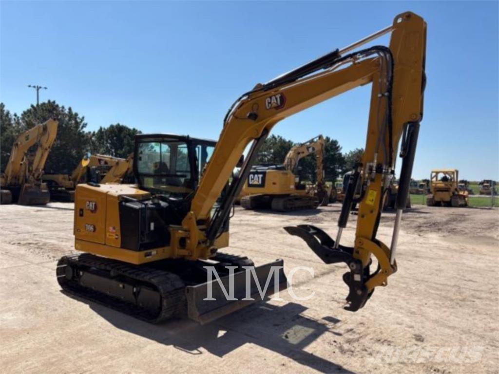 CAT 306-07CR حفارات زحافة