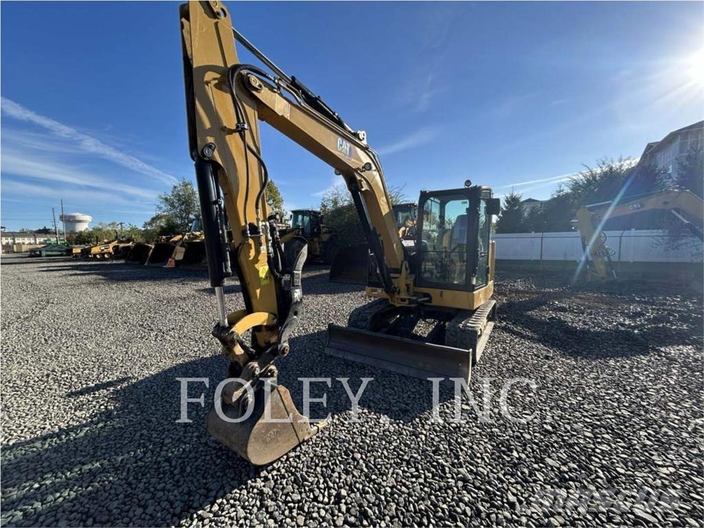 CAT 306-07CR حفارات زحافة