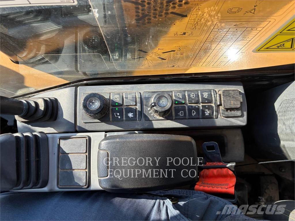 CAT 306-07CR حفارات زحافة