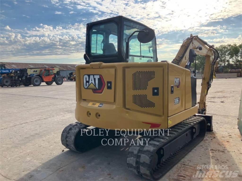 CAT 306-07CRC حفارات زحافة