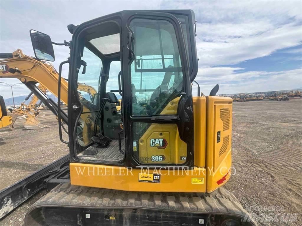CAT 306 C3 TAQ حفارات زحافة