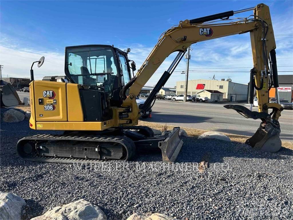 CAT 306 C3 TAQ حفارات زحافة