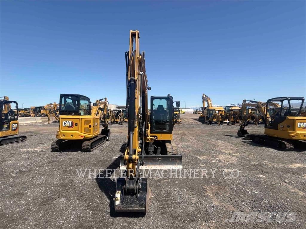 CAT 306 C3 TAQ حفارات زحافة
