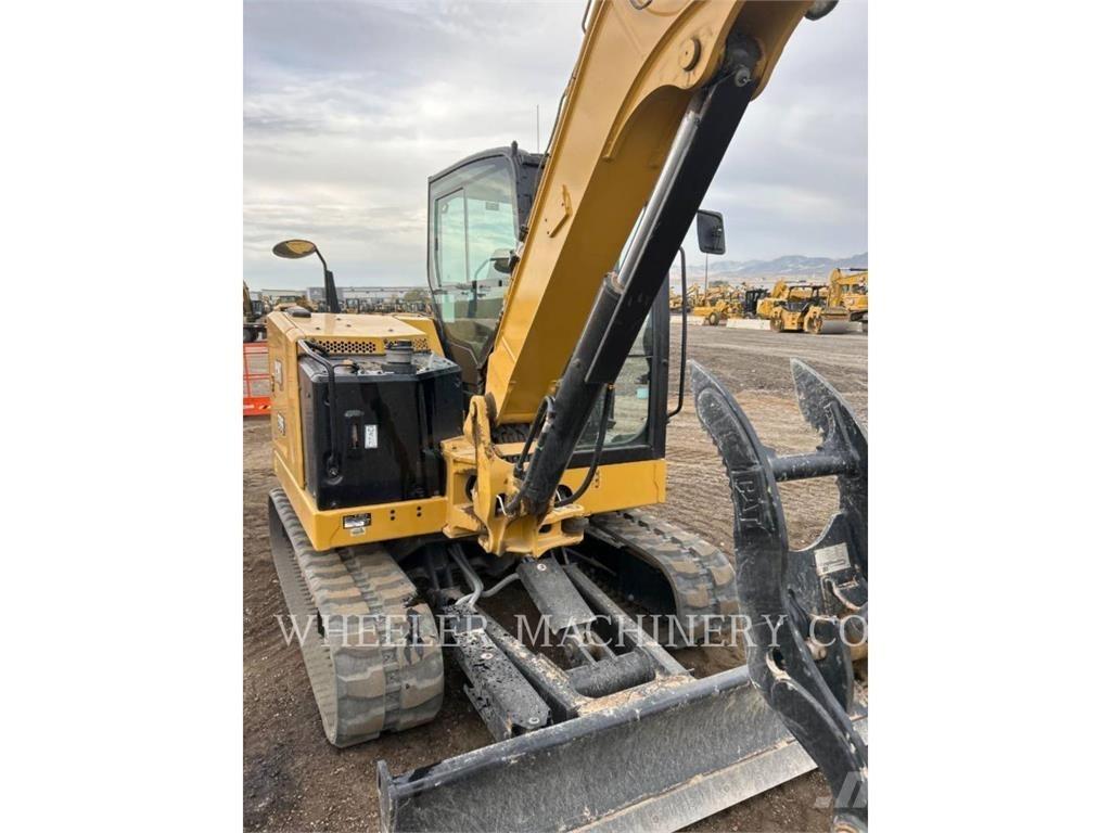 CAT 306 C3 TAQ حفارات زحافة