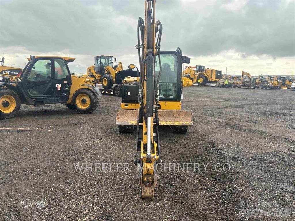 CAT 306 C3 TH حفارات زحافة