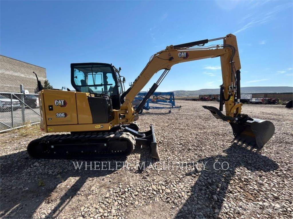 CAT 306 C3 TH حفارات زحافة