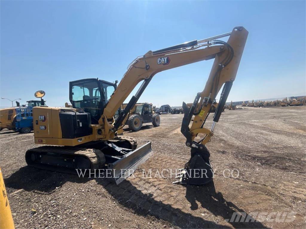 CAT 306 C3 TH حفارات زحافة
