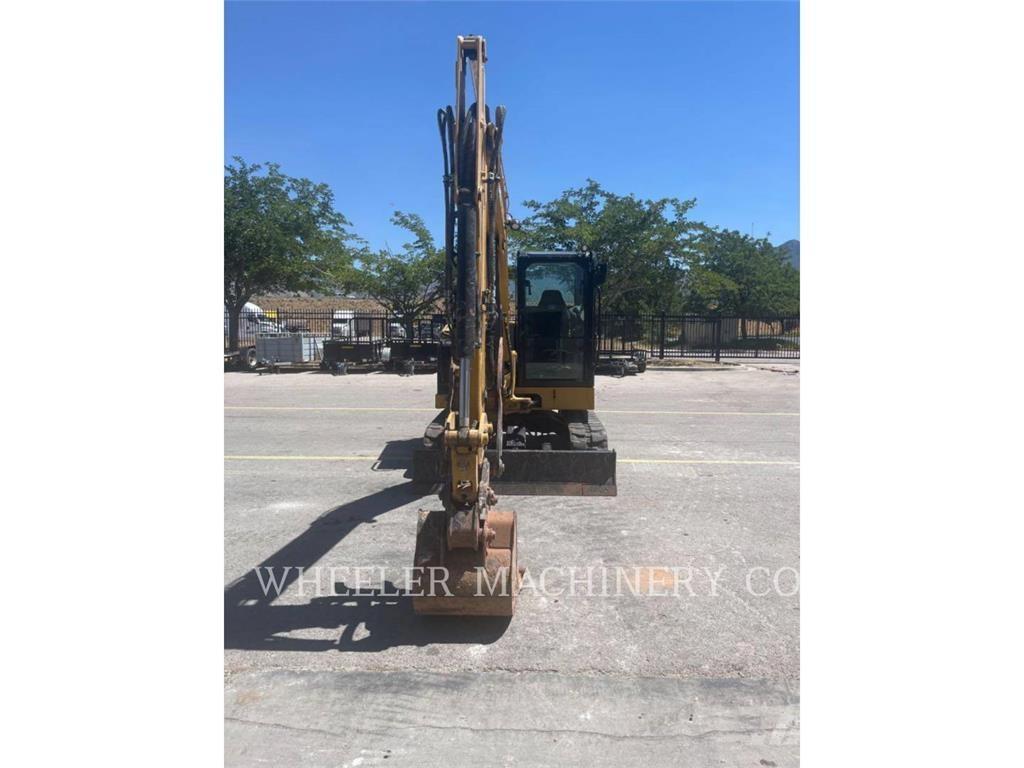 CAT 306 C3 TH حفارات زحافة
