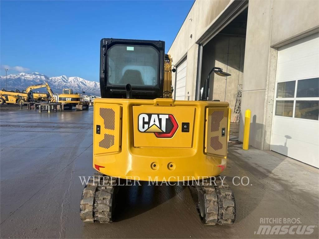 CAT 306 C3 THQ حفارات زحافة