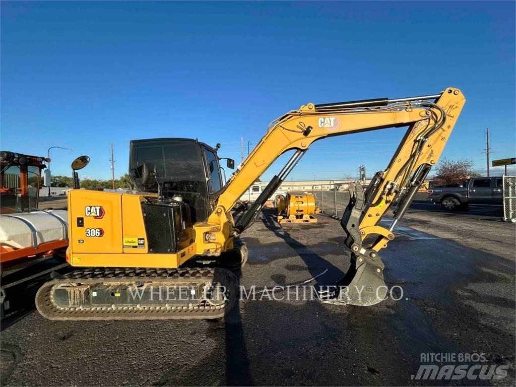 CAT 306 C3 THQ حفارات زحافة