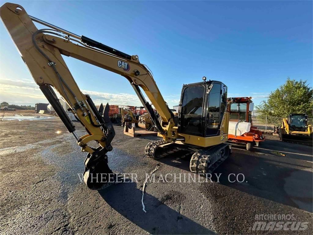 CAT 306 C3 THQ حفارات زحافة