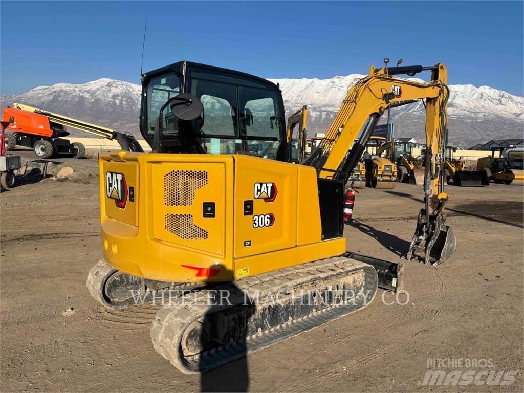 CAT 306 C3 THQ حفارات زحافة
