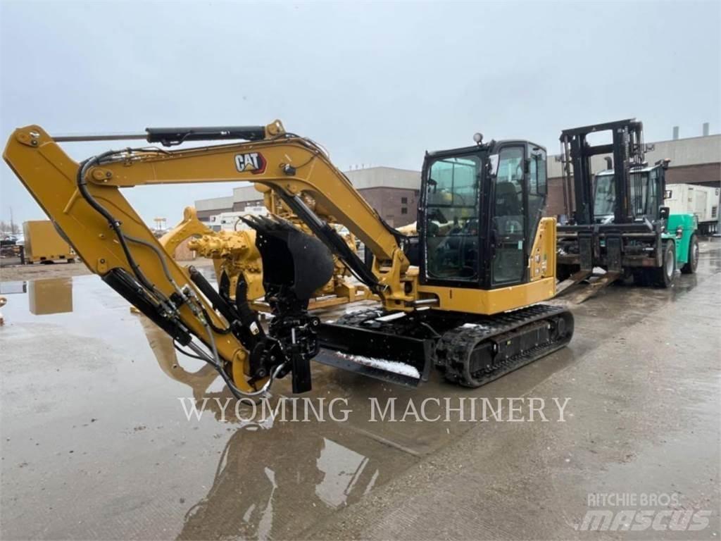 CAT 306 CR حفارات زحافة