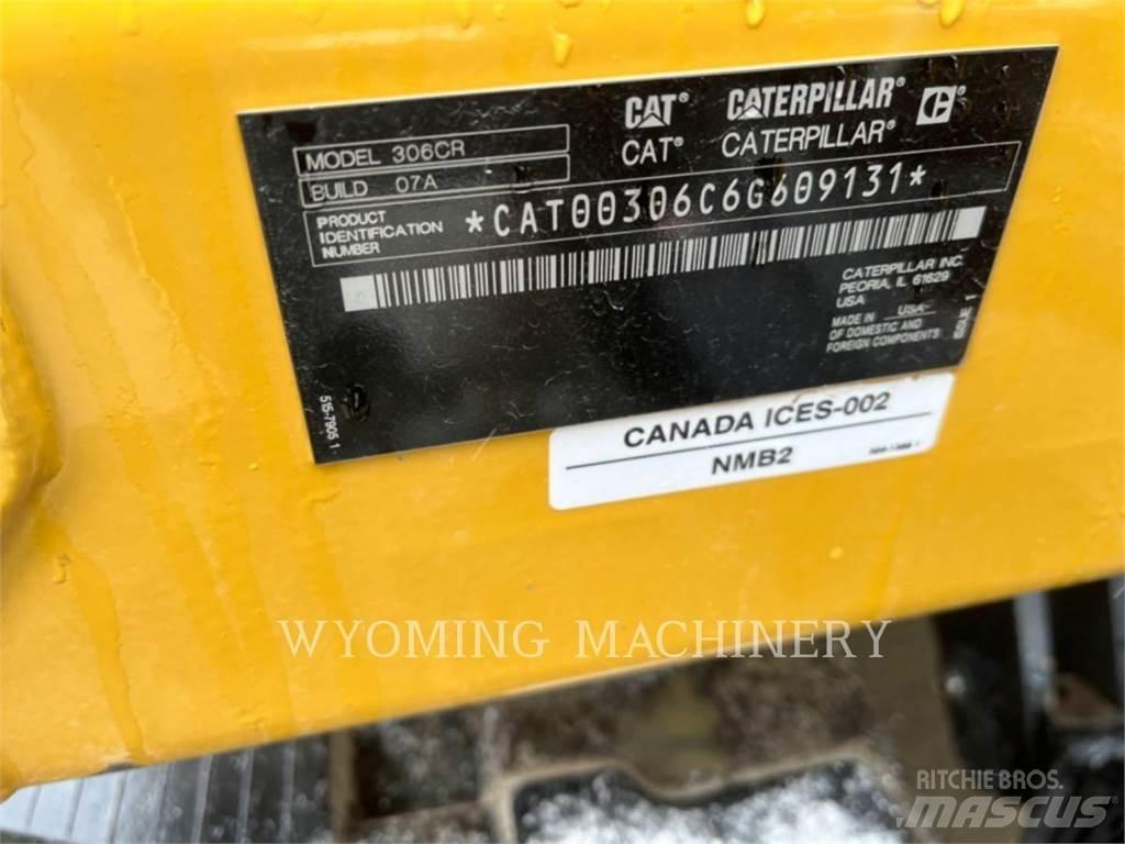 CAT 306 CR حفارات زحافة
