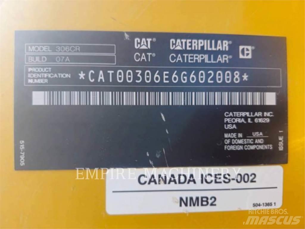 CAT 306 CR حفارات زحافة