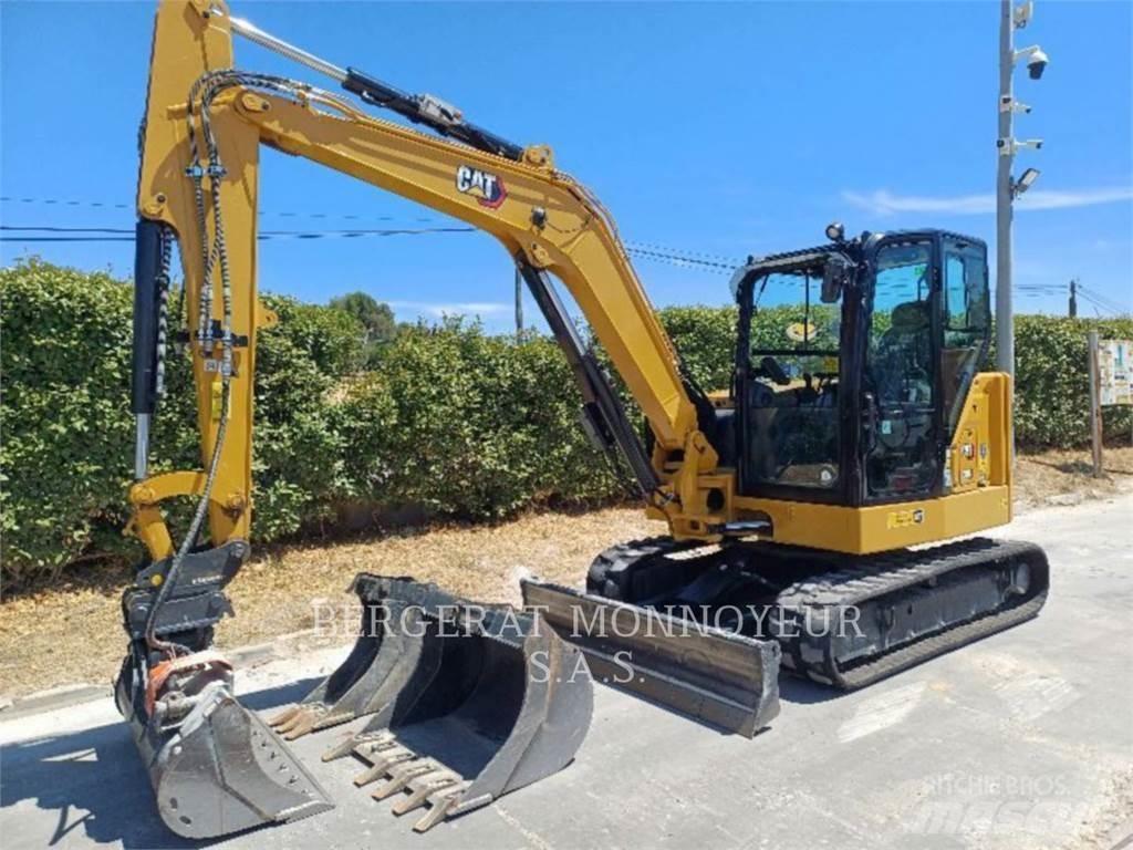 CAT 306 CR حفارات زحافة
