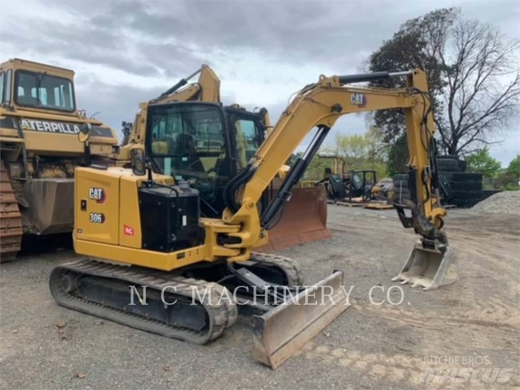 CAT 306 CRCB حفارات زحافة
