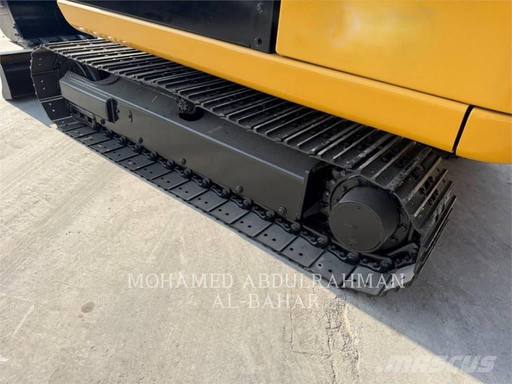 CAT 306 E2 حفارات زحافة