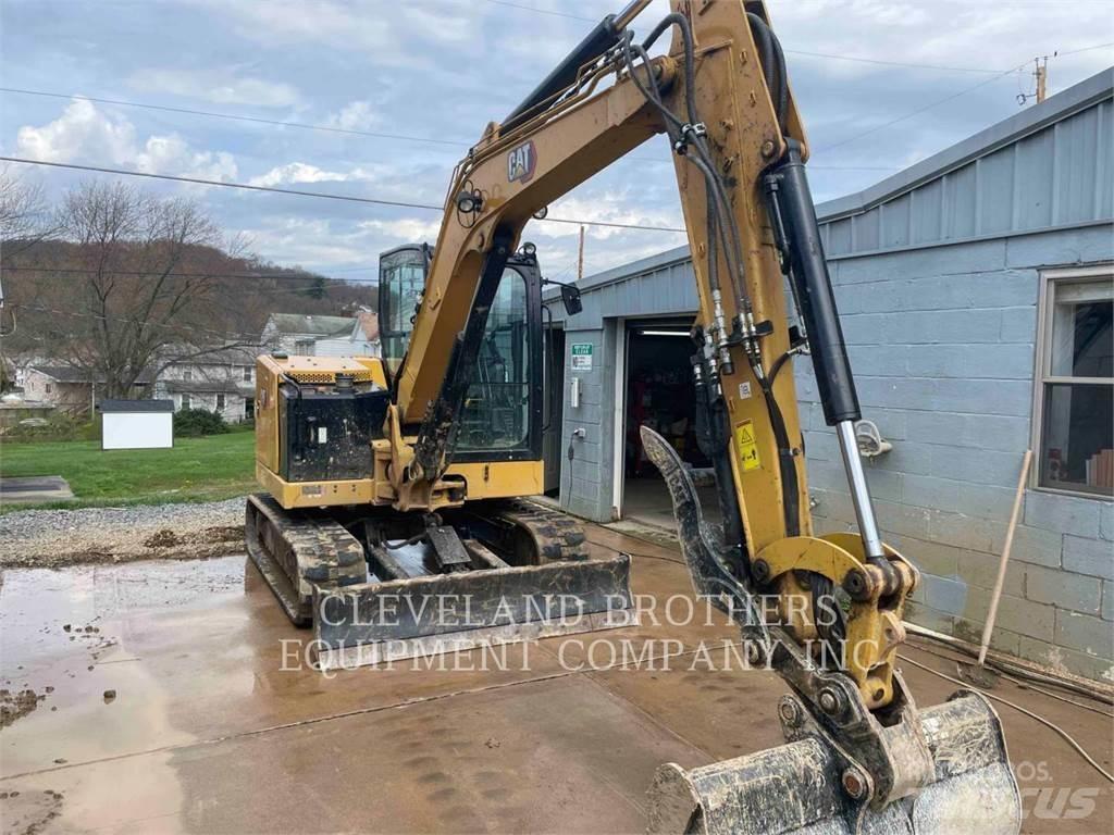 CAT 306 T حفارات زحافة
