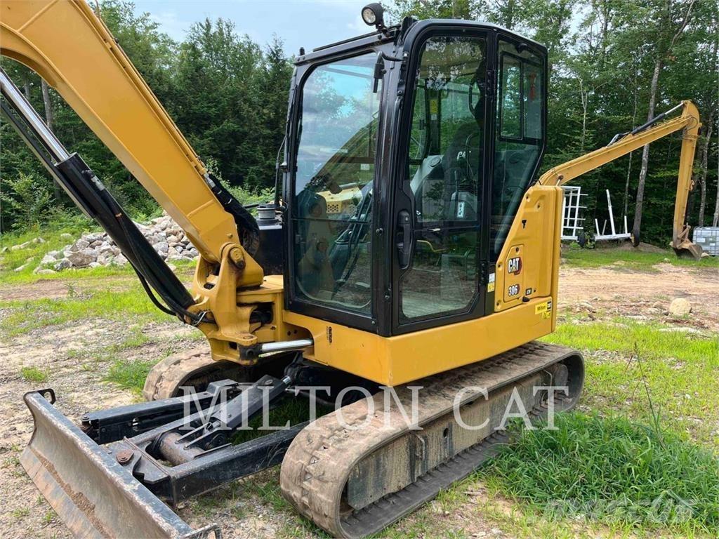 CAT 30607CR حفارات زحافة