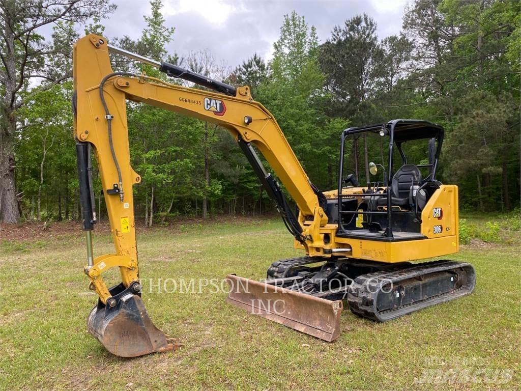 CAT 306CR حفارات زحافة