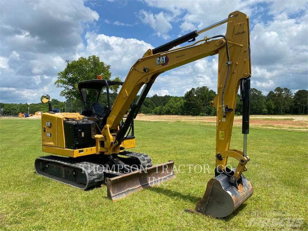CAT 306CR حفارات زحافة