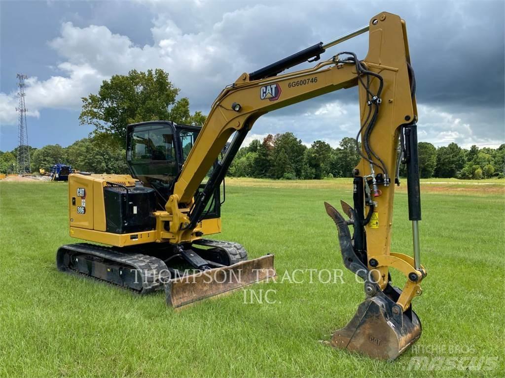 CAT 306CR حفارات زحافة