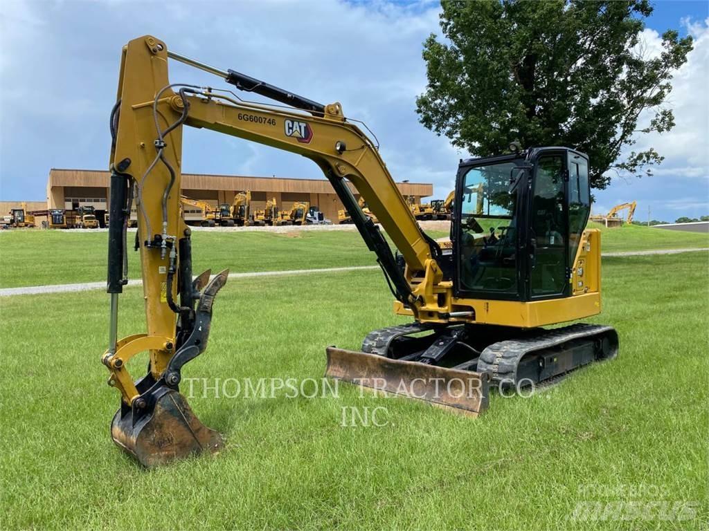 CAT 306CR حفارات زحافة