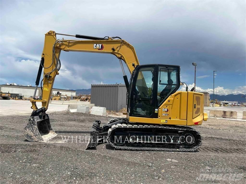CAT 307.5 حفارات زحافة