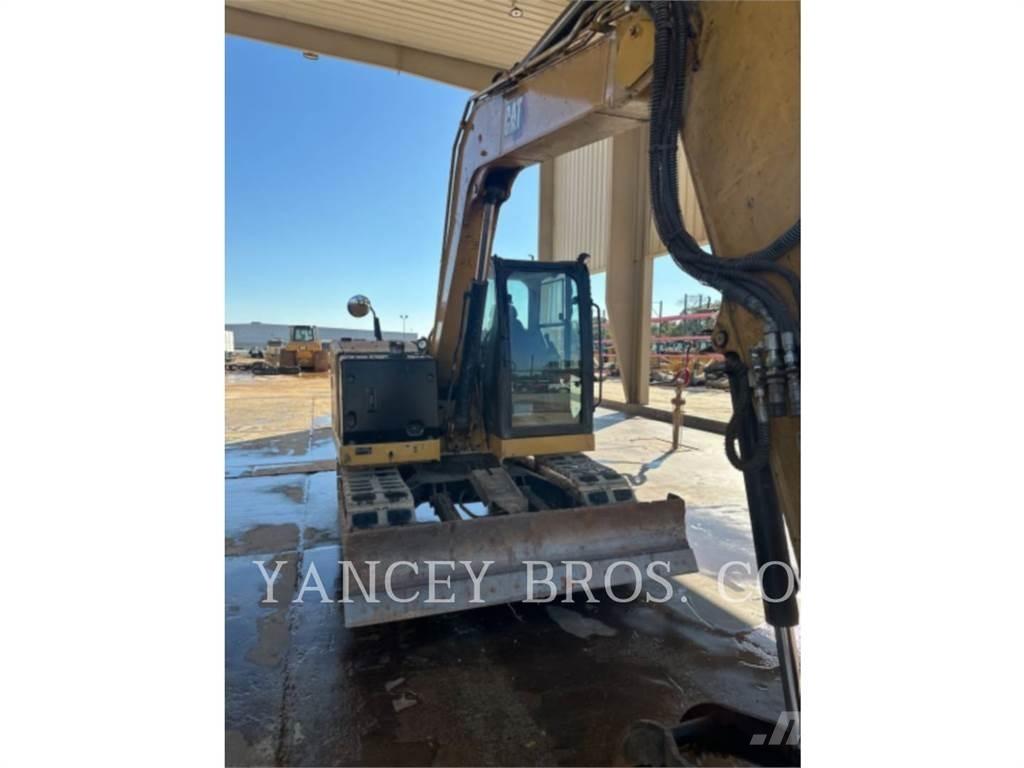 CAT 307.5 حفارات زحافة