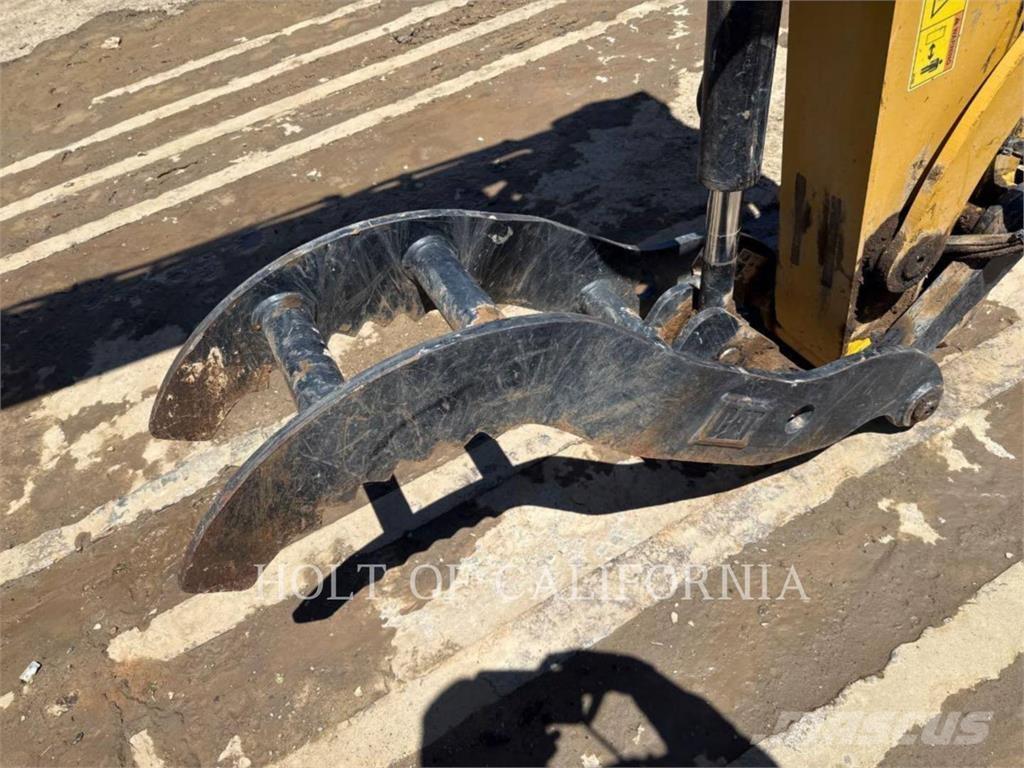 CAT 307.5 حفارات زحافة