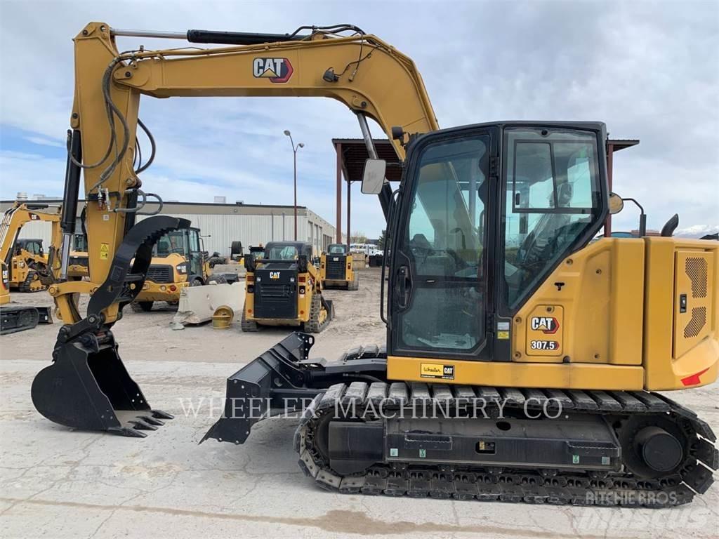 CAT 307.5 TH حفارات زحافة