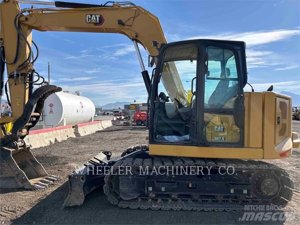 CAT 307.5 TH حفارات زحافة
