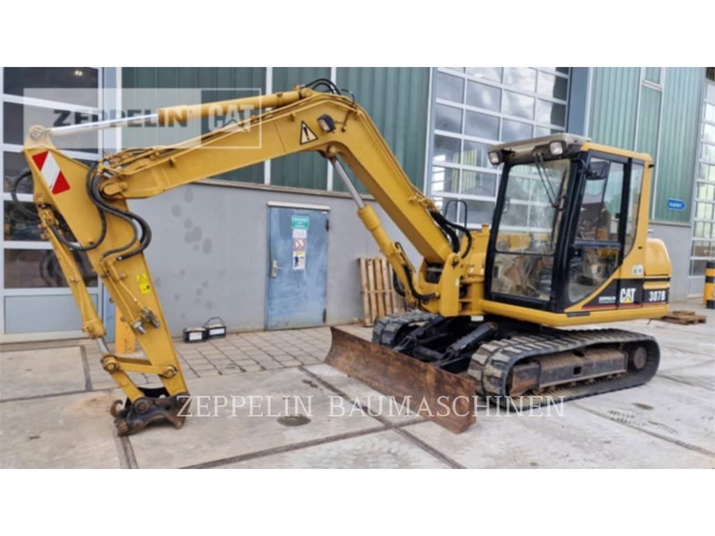 CAT 307B حفارات زحافة