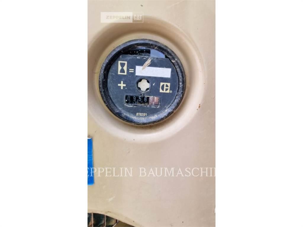 CAT 307B حفارات زحافة