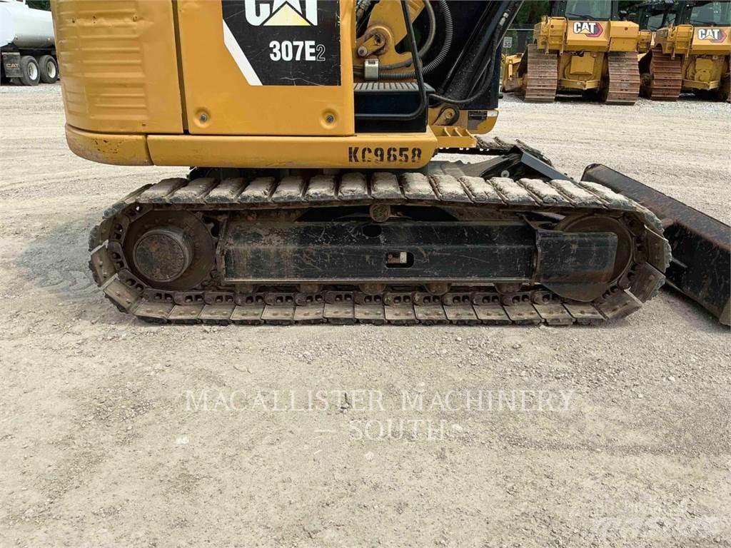 CAT 307E2 حفارات زحافة