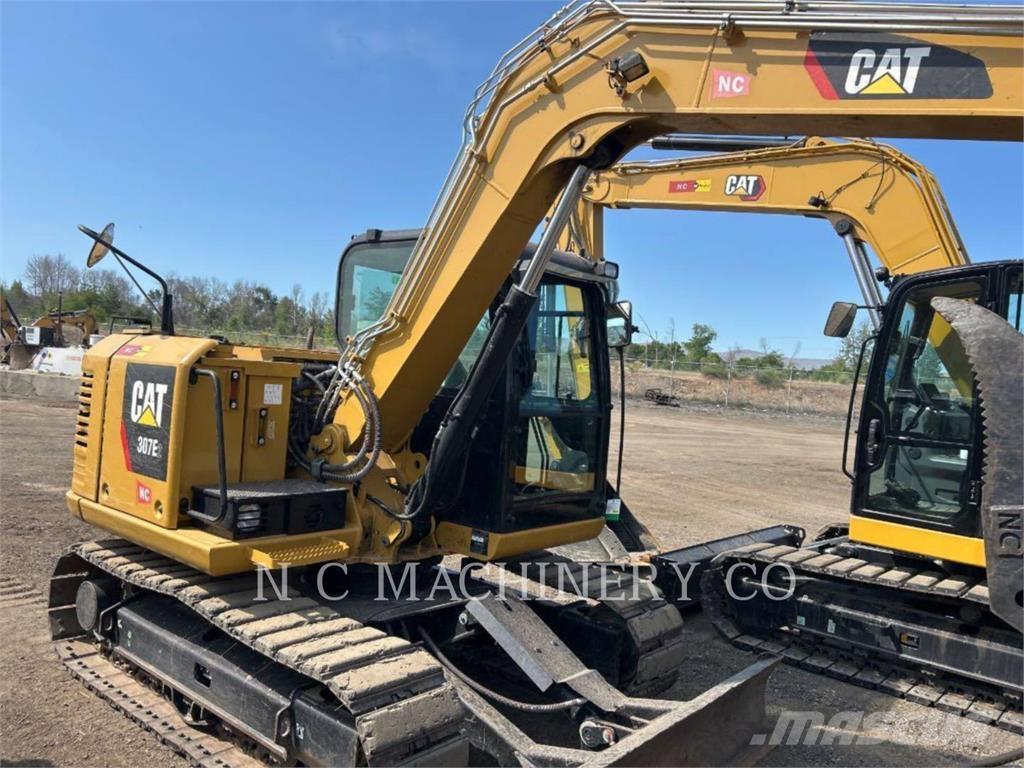 CAT 307E2 حفارات زحافة