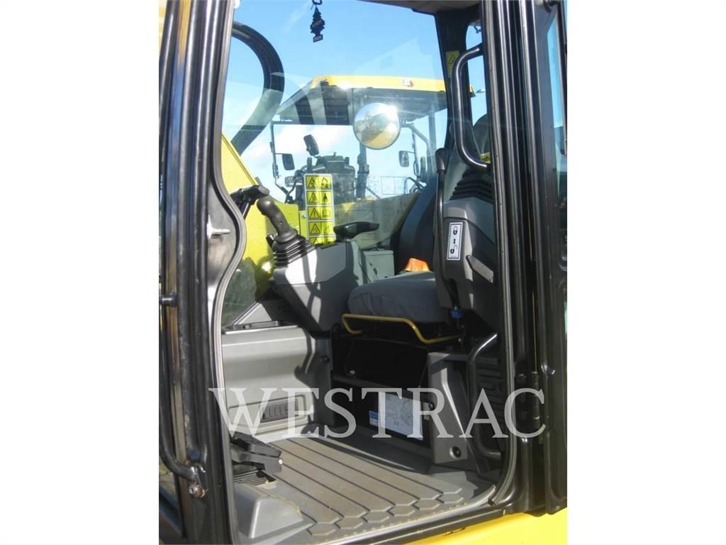 CAT 308 حفارات زحافة