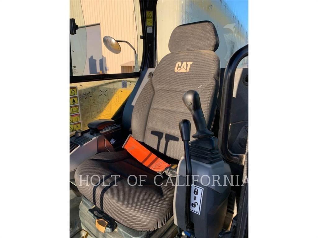 CAT 308 حفارات زحافة
