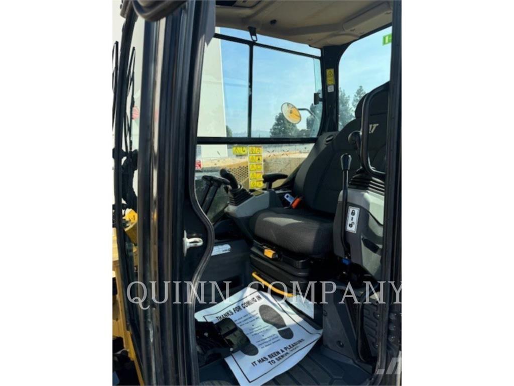 CAT 308 حفارات زحافة