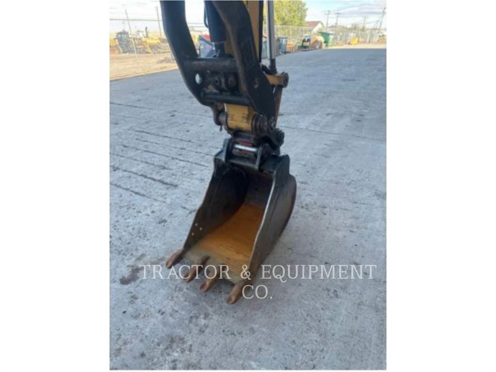 CAT 308-07 حفارات زحافة