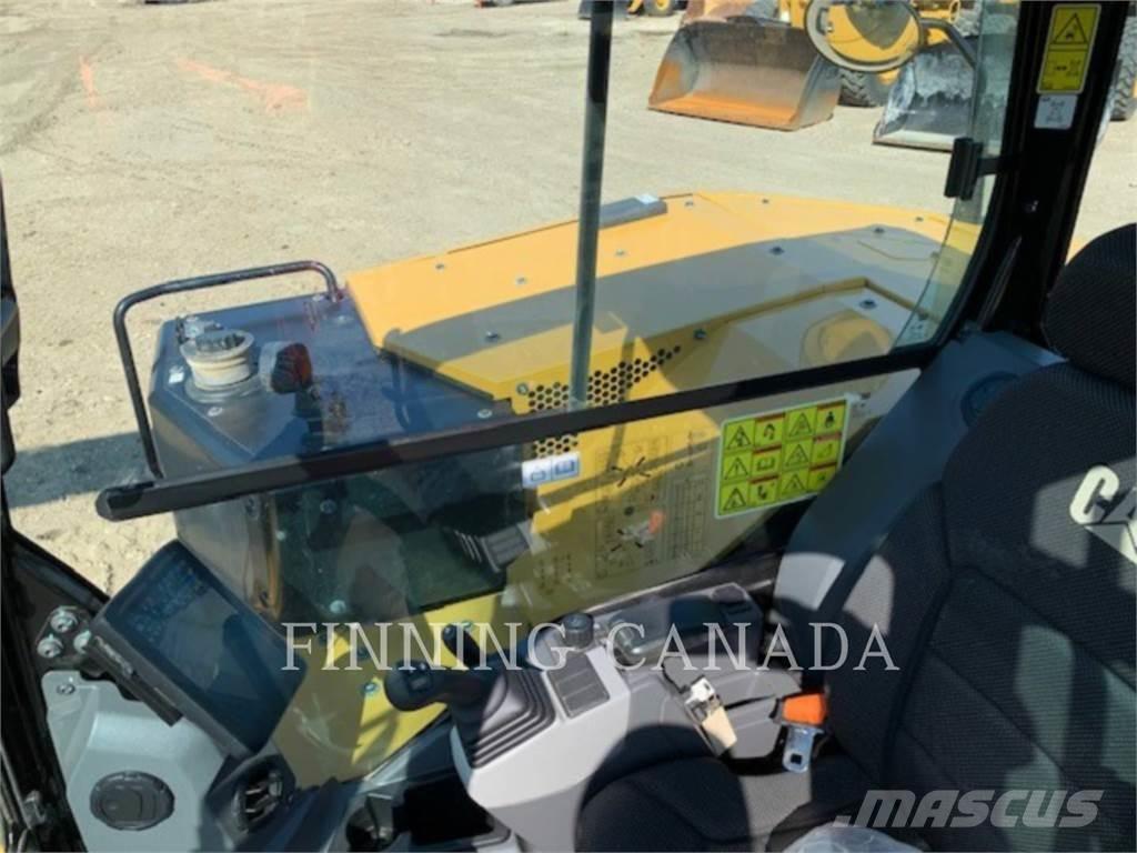 CAT 308-07 حفارات زحافة