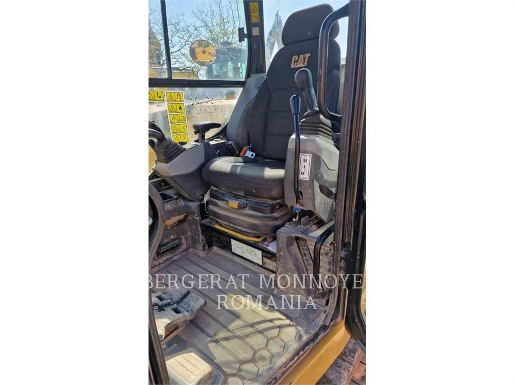 CAT 308-07CR حفارات زحافة