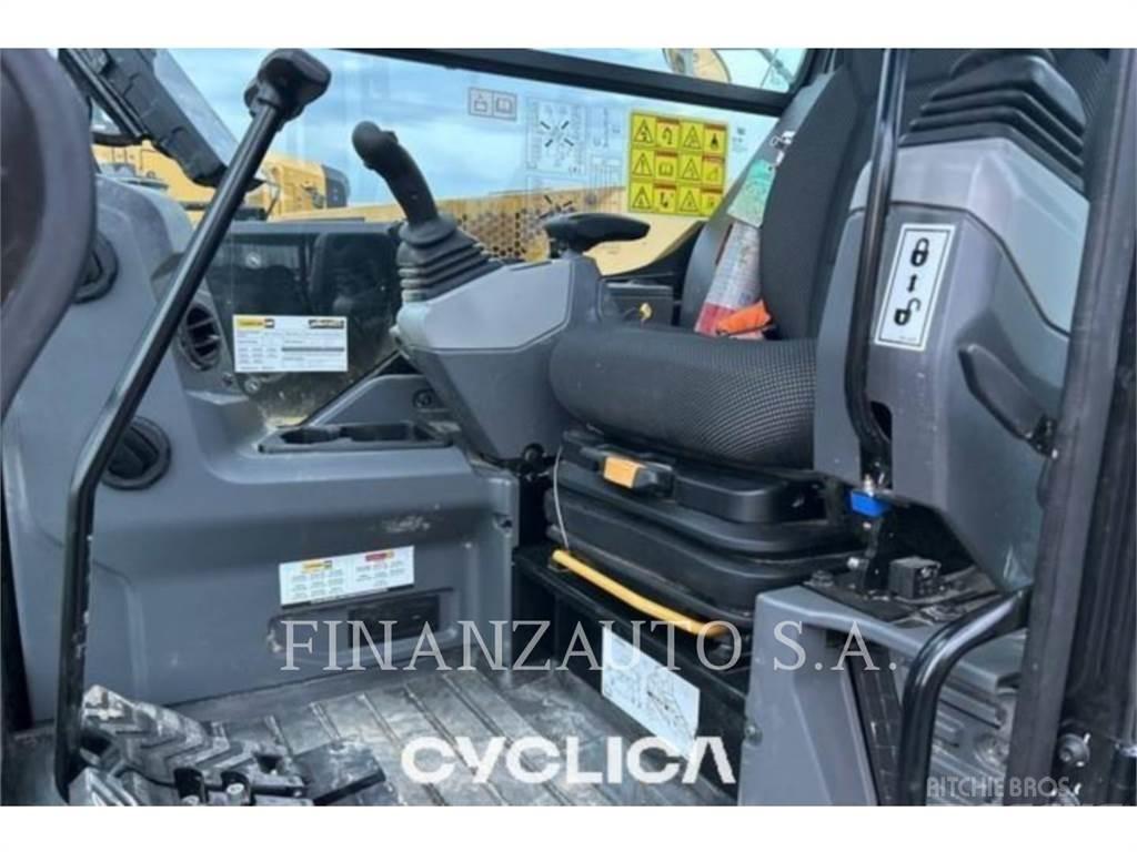CAT 308 CR حفارات زحافة