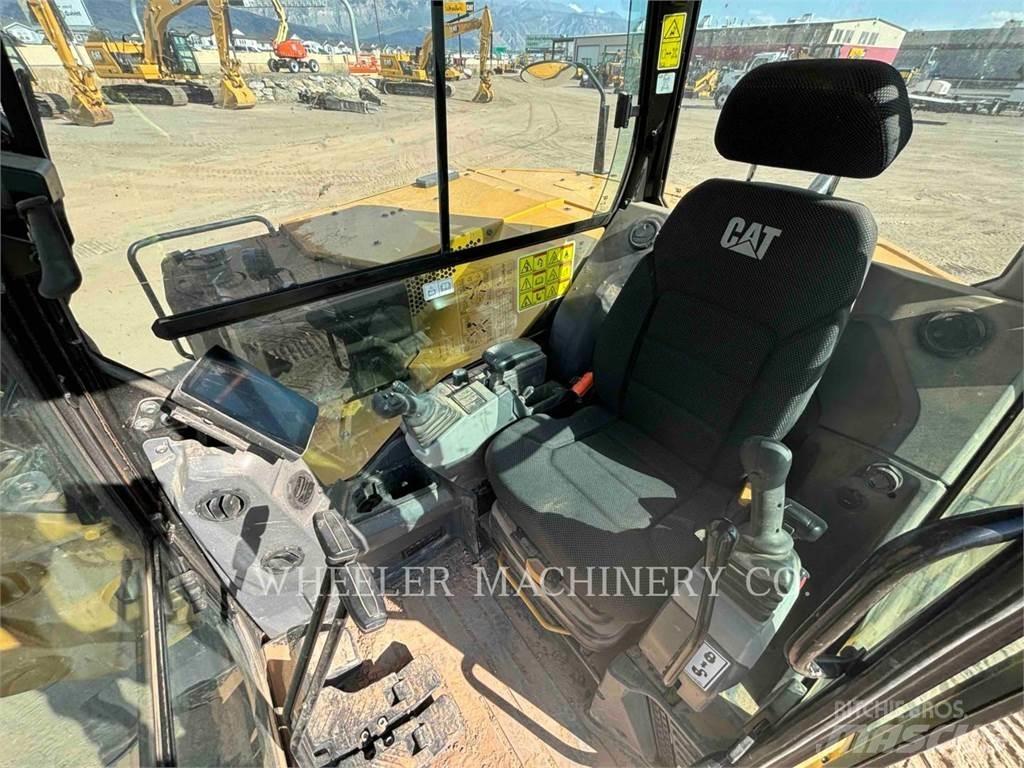 CAT 308 TH حفارات زحافة