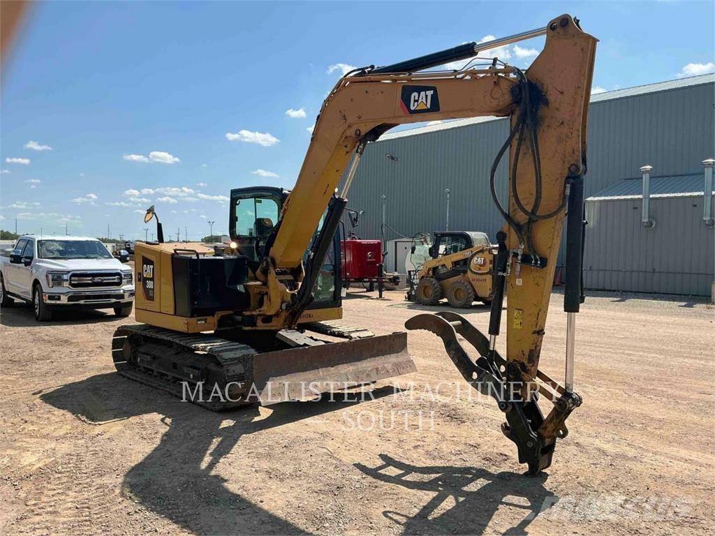 CAT 30807CR حفارات زحافة