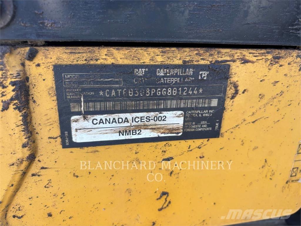 CAT 308CR حفارات زحافة