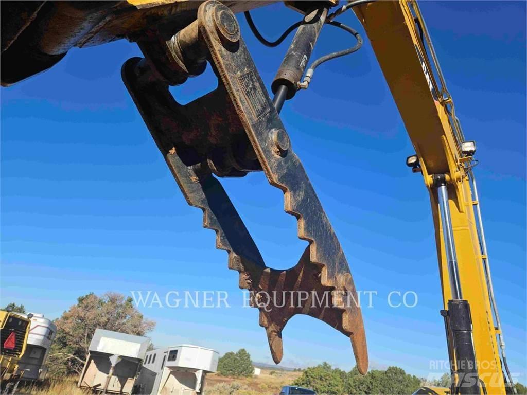 CAT 308E2 CR حفارات زحافة