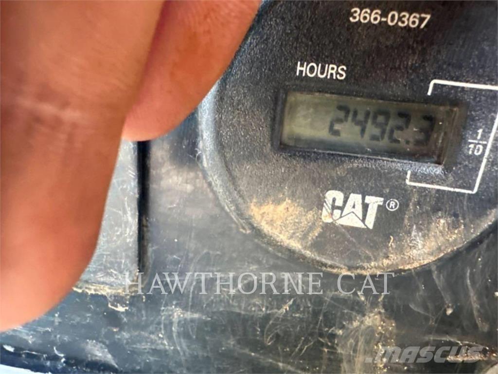 CAT 308E2 TH حفارات زحافة