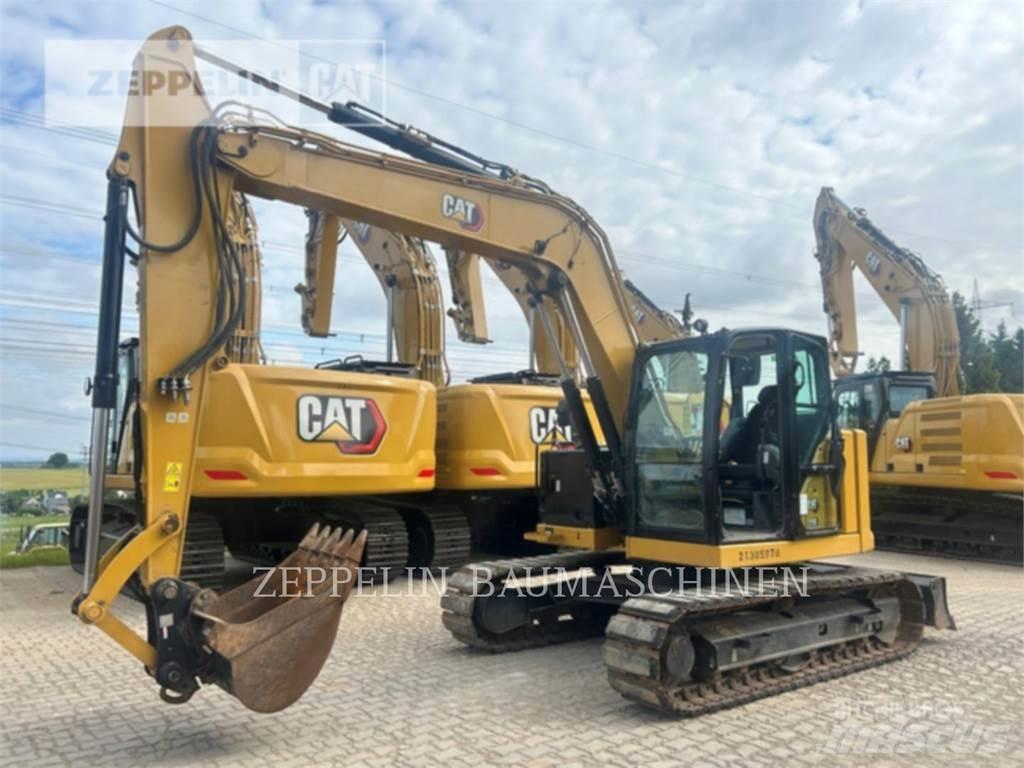 CAT 310 حفارات زحافة